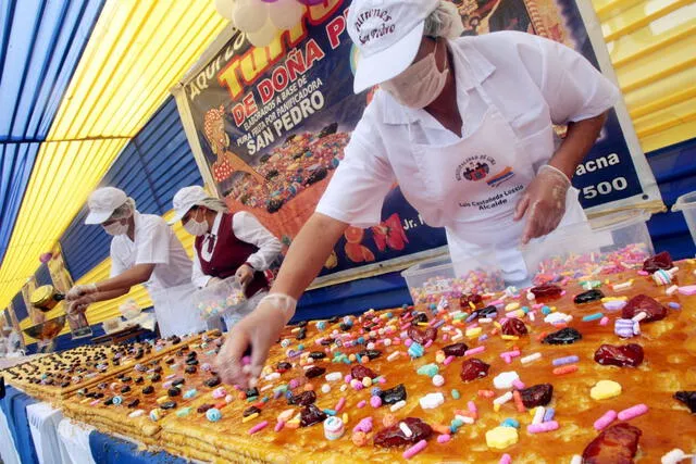  Turrón Doña Pepa de 540.000 kilos. Foto: Andina   