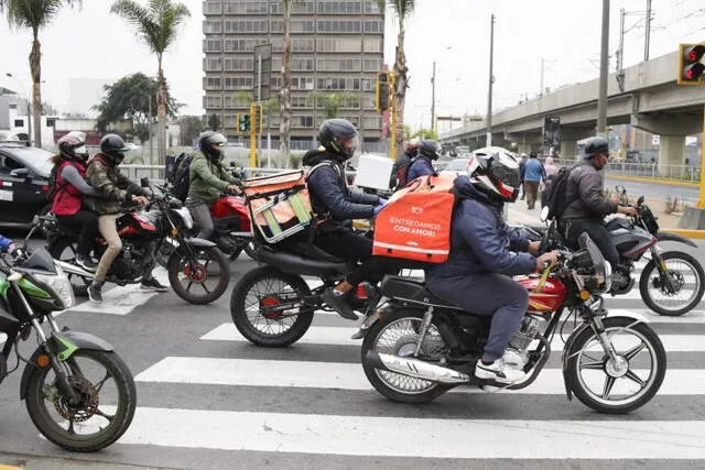  Repartidores de delivery también aplicarían la medida. Foto: El Peruano   