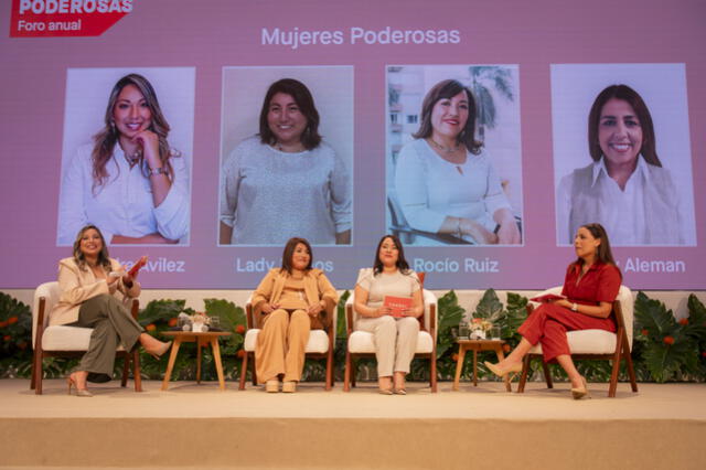  Rocío Ruiz en el foro anual de Voces Poderosas. Foto: Difusión.   