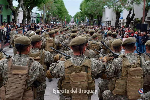 Uruguay se posiciona como el país con la fuerza naval más débil de Sudamérica, según el informe de Global Firepower, ocupando el puesto 96 a nivel mundial. Su flota incluye solo 15 embarcaciones. Foto: Ejército de Uruguay/Facebook   