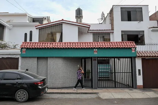  Punto de partida. De la casa de Rodrigo Falcón, en la calle Ricardo Pazos Valera 131, urbanización Las Leyendas (San Miguel), salió Andrea Vidal hacia su domicilio el día de su asesinato. Foto: La República    