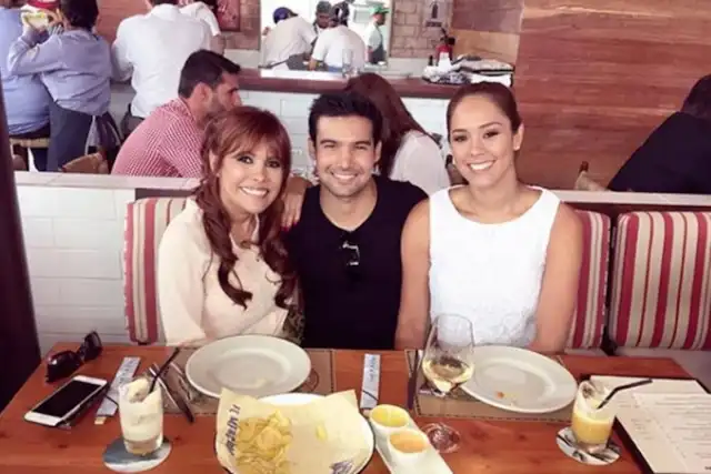  Magaly Medina, junto a Karen Schwarz y Ezio Oliva. Foto: Difusión   