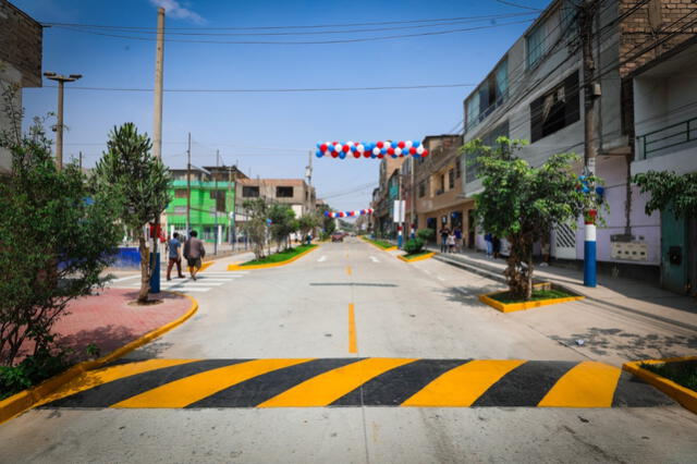 Vecinos de Independencia participaron en inauguración de obra vial. Foto: MML Vecinos de Independencia participaron en inauguración de obra vial. Foto: MML