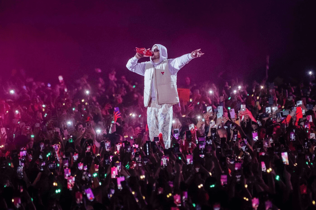 Bad Bunny podría considerarse el artista latino más famoso de los últimos tiempos. Foto: Tercer Parlante. Bad Bunny podría considerarse el artista latino más famoso de los últimos tiempos. Foto: Tercer Parlante.