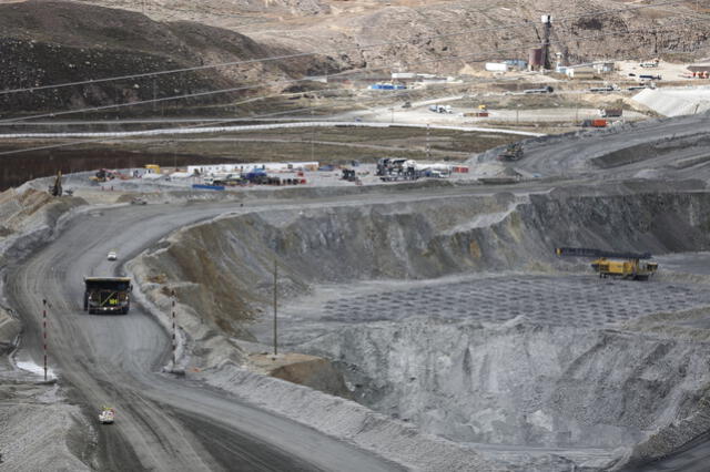 Pobladores de la antigua Morococha sufren de contaminación en el agua que afecta su salud. Foto: Marco Cotrina / LR Pobladores de la antigua Morococha sufren de contaminación en el agua que afecta su salud. Foto: Marco Cotrina / LR