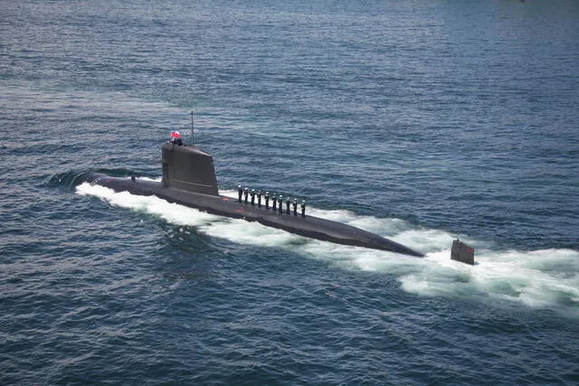El submarino de la clase Scorpene pueden enfrentar buques de superficie con sonares activos o pasivos. Foto: Infodefensa El submarino de la clase Scorpene pueden enfrentar buques de superficie con sonares activos o pasivos. Foto: Infodefensa