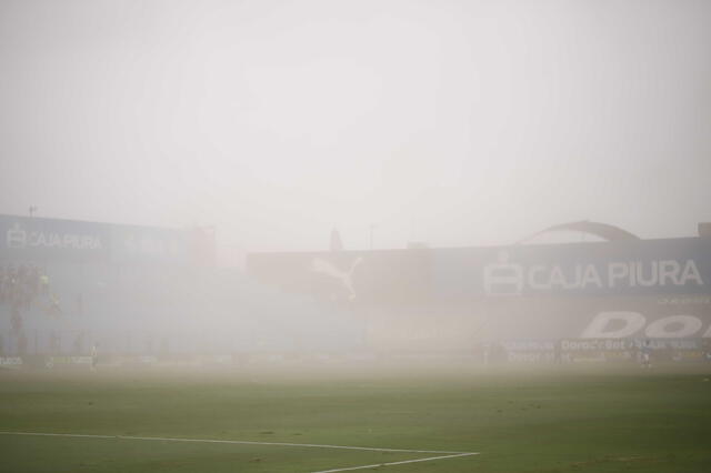 Así quedo el campo del Alberto Gallardo tras el derrumbe cerca al estadio. Foto: Sebastián Blanco/URPI-LR Así quedo el campo del Alberto Gallardo tras el derrumbe cerca al estadio. Foto: Sebastián Blanco/URPI-LR