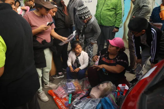 Venta informal en Ancón. Foto: Carlos Felix/LR Venta informal en Ancón. Foto: Carlos Felix/LR