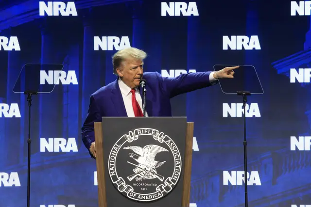  La NRA ha donado dinero a varios políticos a cambio de apoyo, entre ellos, Donald Trump. Foto: Europa Press<br>    