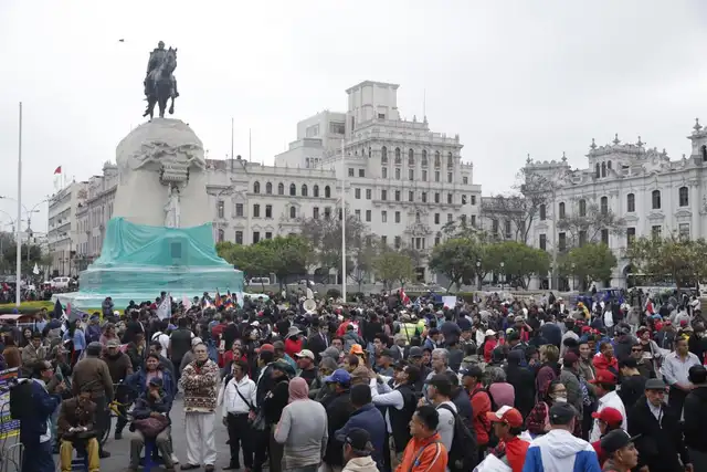 Manifestación continuará este 16 de octubre. Foto: La República Manifestación continuará este 16 de octubre. Foto: La República