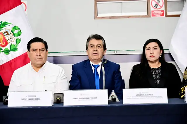 El ministro del Interior y el fiscal de la Nación se reunieron con la fiscal Margarita Haro. Foto: Ministerio Público/X El ministro del Interior y el fiscal de la Nación se reunieron con la fiscal Margarita Haro. Foto: Ministerio Público/X