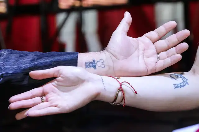 Los tatuajes que se hicieron el uno del otro. Foto: Kevin García/URPI-LR    