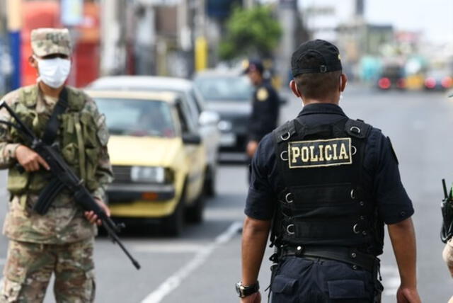 Más de 1.000 policías custodiarán fiestas de Navidad y Año Nuevo