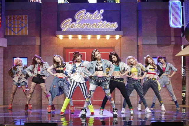 "I Got A Boy" pertenece al cuarto álbum de estudio de SNSD. Fue liberada el 1 de enero del 2013.