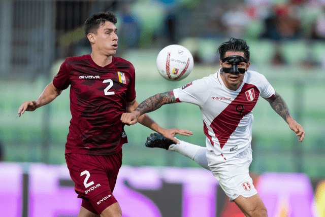 Lapadula lleva dos goles y dos asistencias en las Eliminatorias Qatar 2022. Foto: EFE