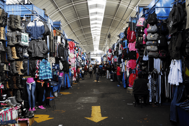 El centro comercial El Hueco es uno de los más populares de la capital peruana. Foto: La República   