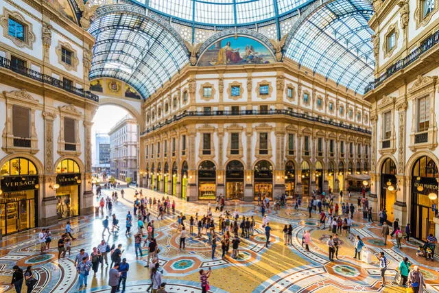 La Galleria Vittorio Emanuele II, una muestra de la arquitectura europea. Foto: lookphotos 