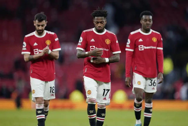 No hay rumbo. Manchester United es presa de la irregularidad. Foto: EFE