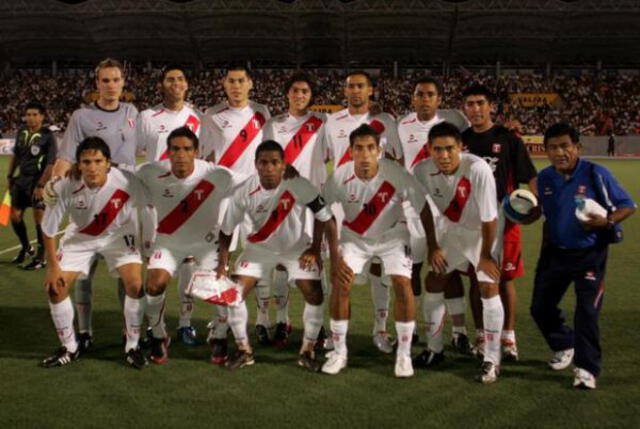 Esta es la selección peruana que juego el amistoso ante Costa Rica en Iquitos. Foto: Twitter
