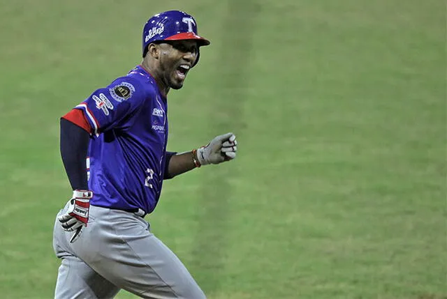 Alcides Escobar fue campeón con Tiburones de La Guaira en la LVBP 2023-24 y también en la Serie del Caribe. Foto: LVBP   