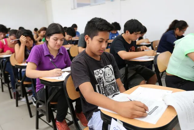 El examen de admisión se desarrollará en 4 fechas, desde el 5 de octubre. Foto: Andina 