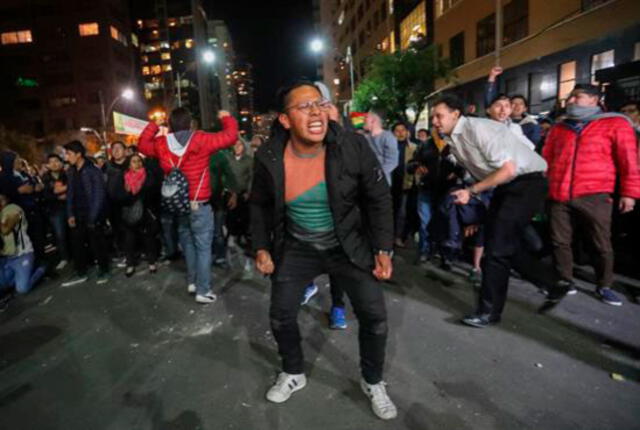 Durante el cómputo de actas del lunes en La Paz hubo enfrentamientos