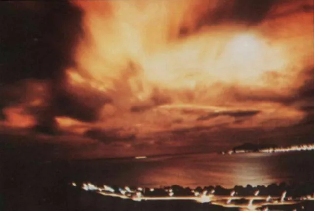 La explosión de Starfish Prime, vista en el cielo de Honolulu, Hawai. Foto: Difusión