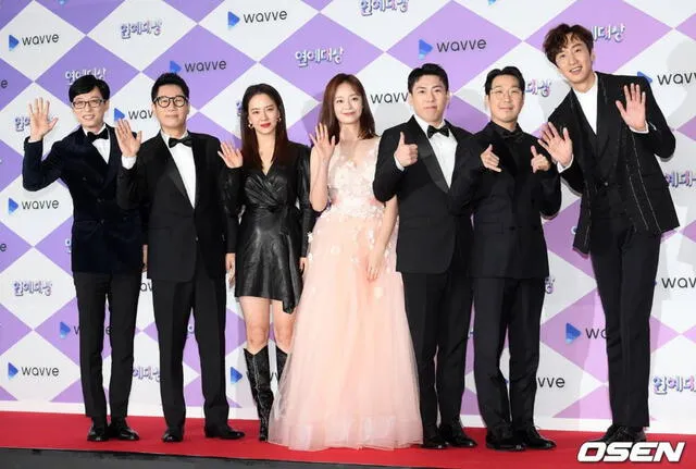 Elenco de "Running Man" en los SBS Entertainment Awards 2019.