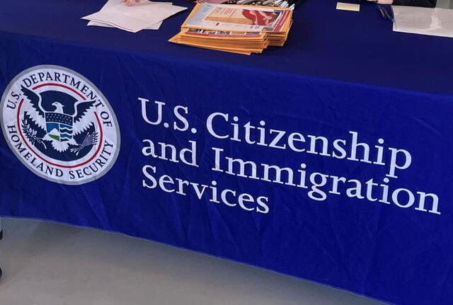  USCIS ha aumentado las tarifas de muchos trámites en 2024, por lo que es importante verificar los costos actualizados antes de presentar tu solicitud. Foto: USCIS   