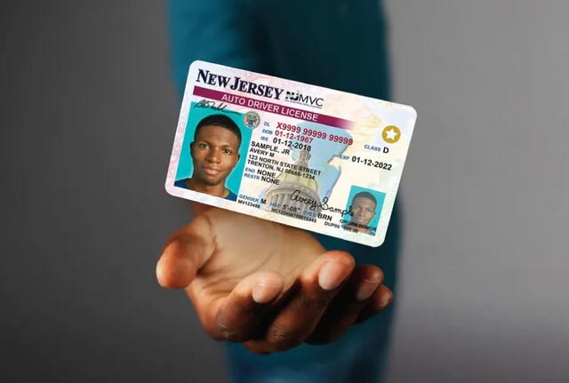  No todos los estados han implementado el Real ID al mismo ritmo, por lo que es importante verificar los requisitos específicos de cada estado. Foto: DHS   