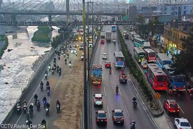 Vía afectada fue liberada. Foto: Lima Expresa Vía afectada fue liberada. Foto: Lima Expresa