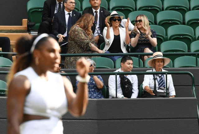 Meghan Markle no oculta su emoción al ver a su amiga Serena Williams.