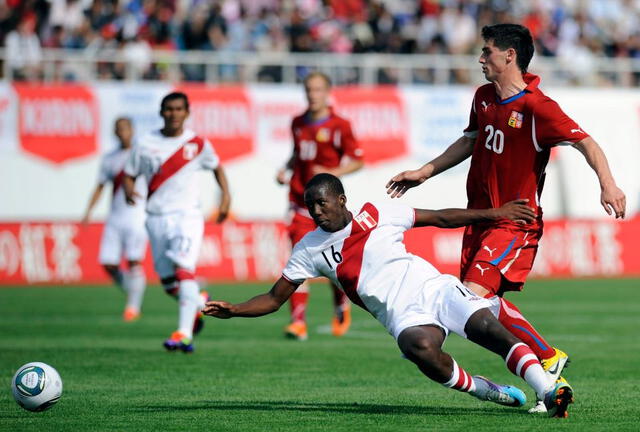 En la edición 2011, Perú enfrentó a República Checa además de Japón. Con ambos empató 0-0. Foto: EFE   