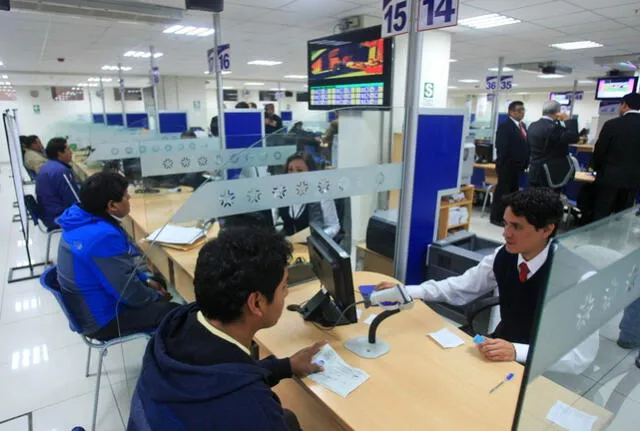 Los asistentes administrativos hoy en día son los trabajados más solicitados del mercado laboral. Foto: Andina.pe   
