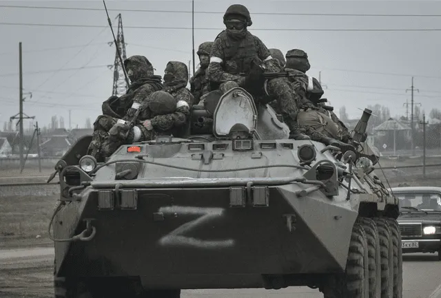 Guerra Rusia y Ucrania: tanques rusos inician ataque contra suelo ucraniano