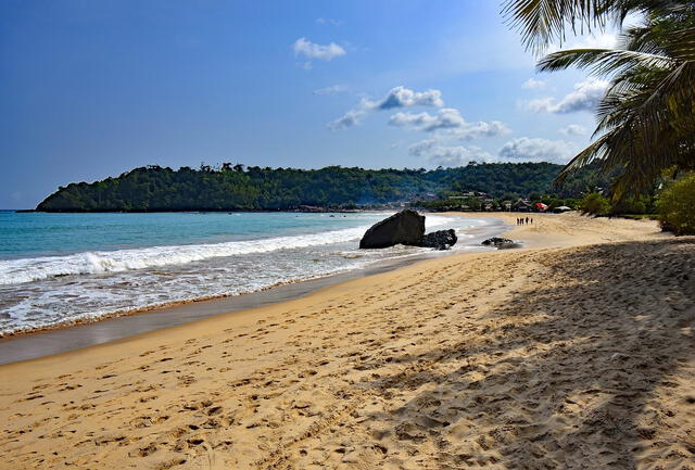 Ghana, ubicado en el golfo de Guinea en África Occidental, es conocido por su variada fauna, sus antiguos fuertes y sus playas apartadas, como las de Busua. Foto: Pixabay   