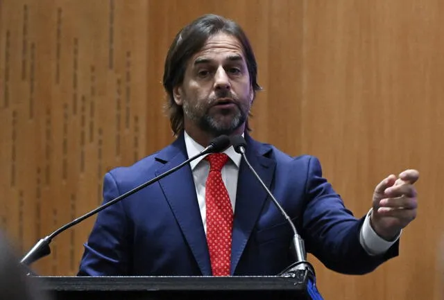 Luis Lacalle Pou es el actual presidente de Uruguay, electo en 2020 con el apoyo del Partido Nacional. Foto: AFP.   