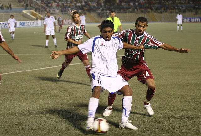 Saulo Aponte marcó uno de los tres tantos que Alianza Atlético le marcó a Fluminense en 2009. Foto: GLR Saulo Aponte marcó uno de los tres tantos que Alianza Atlético le marcó a Fluminense en 2009. Foto: GLR