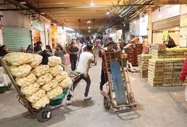  Este mercado latinoamericano mide 5 metros de ancho por 20 metros de largo. Foto: El Sol de Toluca<br>    