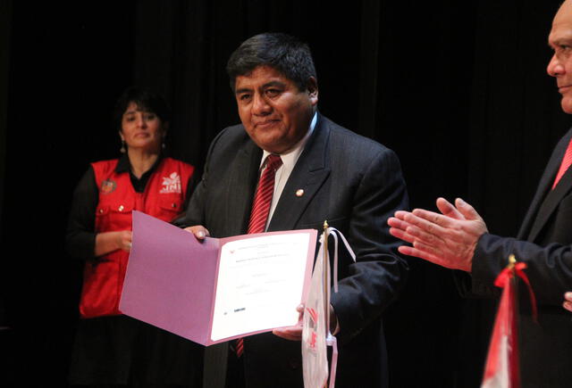 Alcaldes electos de Cusco recibieron sus credenciales [FOTOGALERÍA]