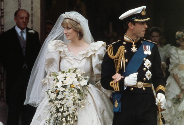  La princesa Diana también tuvo que realizarse una prueba de fertilidad para casarse con Carlos. Foto: Vogue<br>    