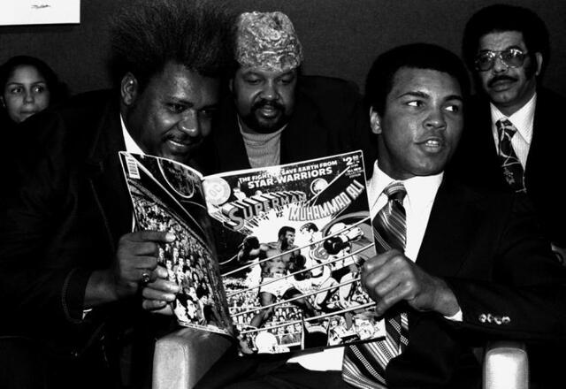 Don King junto a Muhammad Ali promocionando el cómic.