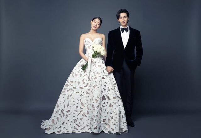 Sesión de fotos de boda de Park Shin Hye y Choi Tae Joon. Foto: SALT