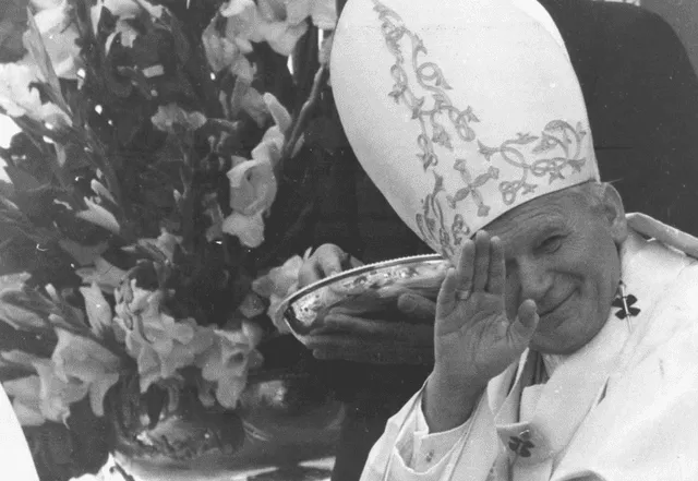 Cuando Juan Pablo II, el “Papa charapa”, visitó el Perú [FOTOS]