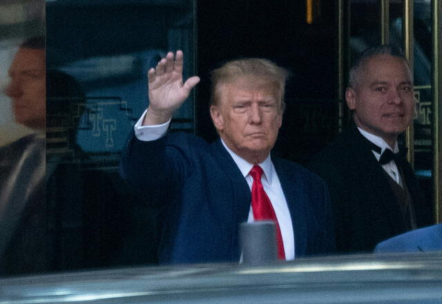 Donald Trump declaró antes de entregarse a la justicia. Foto: AFP<br> Donald Trump declaró antes de entregarse a la justicia. Foto: AFP<br>