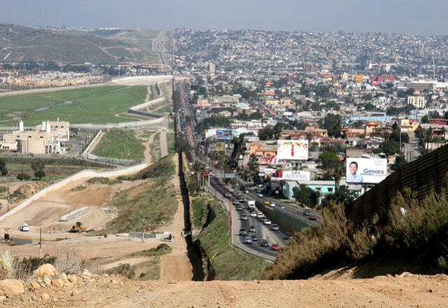  Miles de migrantes intentan cruzar la frontera de los Estados Unidos. Foto: Pixabay    