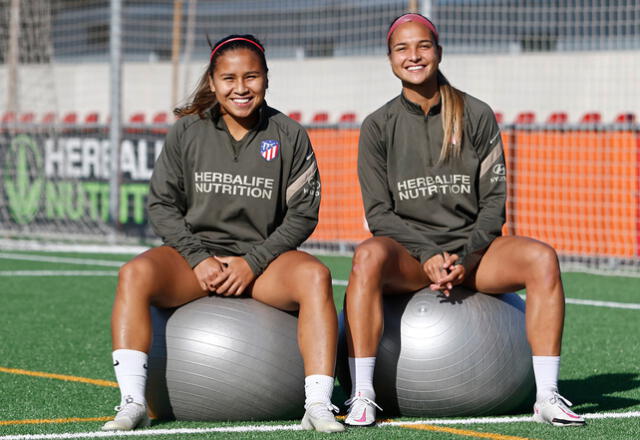 Las jugadoras han mantenido una amistad incluso tras el fichaje de Deyna por Manchester City. Foto: Atlético Madrid Femenino   