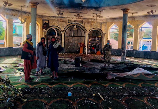 Ataque suicida en mezquita chií de la ciudad de Kunduz en Afganistán. Foto EFE