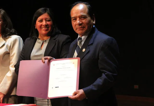 Alcaldes electos de Cusco recibieron sus credenciales [FOTOGALERÍA]