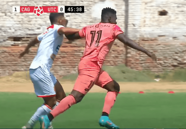  Jarlín Quintero recibió la roja por una manazo contra un futbolista de Atlético Grau. Foto: captura de L1 Max   